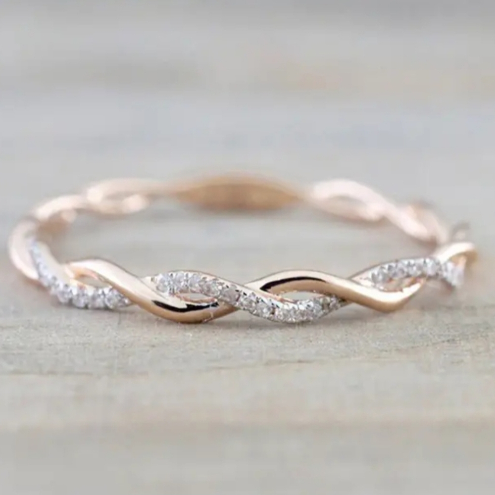 Women's rings 18k gold/silver plated    Zirconia stone size 6 to 9 - Picture 2 of 4